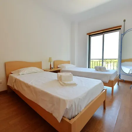 Ferienhaus Townhouse Next To Falesia Albufeira