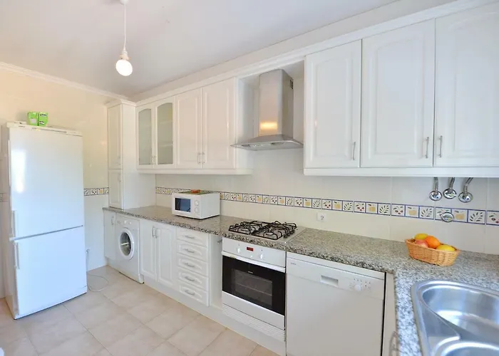 Vakantiehuis Townhouse Next To Falesia Albufeira