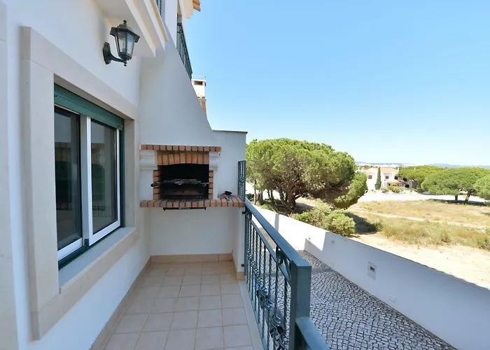 Vakantiehuis Townhouse Next To Falesia *