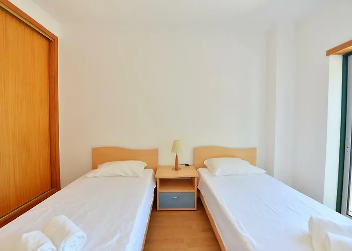 Townhouse Next To Falesia Albufeira